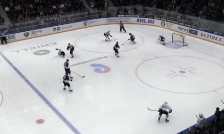 Хомицкого дисквалифицировали на одну игру после матча с «Барысом»