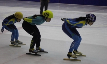 В Караганде проходит Кубок Казахстана по шорт-треку