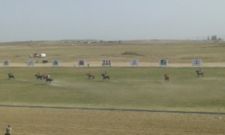 Впервые в Казахстане в Таразе состоялся матч по конному поло