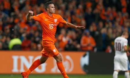 Нидерланды дома проиграли Чехии