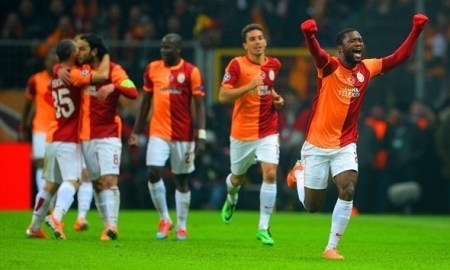 «Галатасарай» вышел в лидеры чемпионата Турции