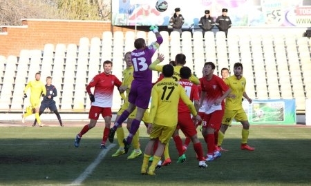 Матчи 29-го тура Премьер-Лиги посетили 20 500 зрителей