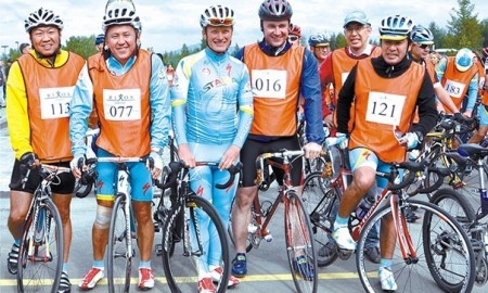 В благотворительном велопробеге в Шымкенте примет участие Александр Винокуров