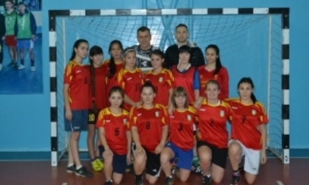 Александр Петухов профинансировал участие в открытом Кубке Западной Сибири женской команды по футзалу