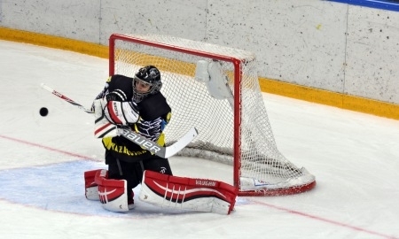 Эдуард Рейзвих признан лучшим вратарем недели в ВХЛ