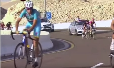 Видео финиша третьего этапа «Тура Абу-Даби» с участием гонщиков «Астаны»