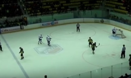 Видео матча ВХЛ «Сарыарка» — «Южный Урал» 1:2
