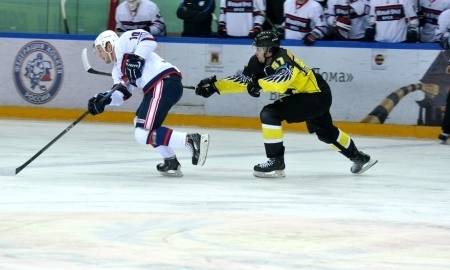 Фоторепортаж с матча ВХЛ «Сарыарка» — «Южный Урал» 1:2