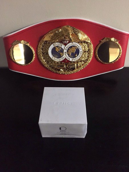 Фото нового чемпионского пояса Геннадия Головкина