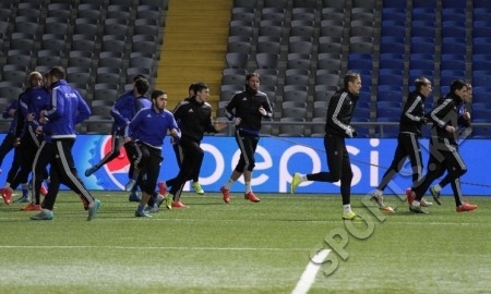 Фоторепортаж с предыгровой тренировки «Астаны»