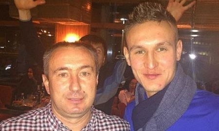 Чужим дорог, дома — как враг