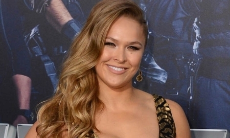 Поклонница Головкина Роузи проиграла бой нокаутом