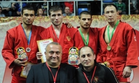 В Уральске встретили серебряного призера чемпионата мира по боевому самбо