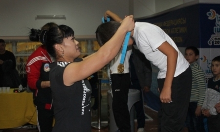 Завершился чемпионат Алматы ко дню Независимости РК 