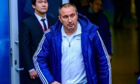 «Блиц»: Китайцы хотят, чтобы Стоилов стал наследником Сколари и Липпи