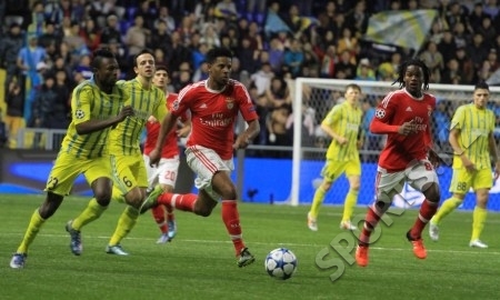 Каньяс — 30-й, Максимович и Твумаси — 10-е матчи в еврокубках