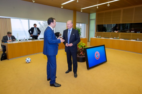 Футбольный манеж от УЕФА