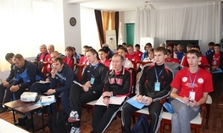 В Усть-Каменогорске состоялся региональный тренерский семинар по массовому футболу