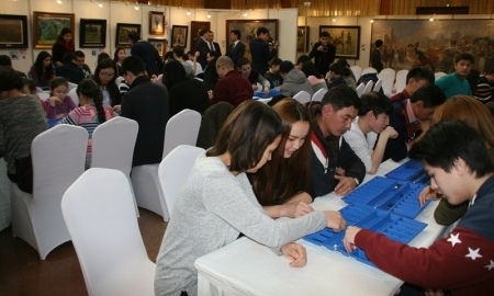 В Пекине организовали мастер-класс по тогызкумалаку