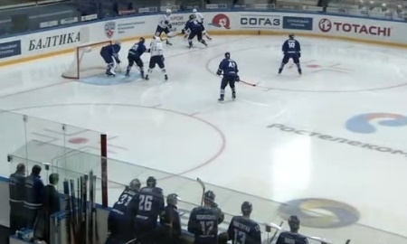 Видеообзор матча КХЛ «Адмирал» — «Барыс» 4:2