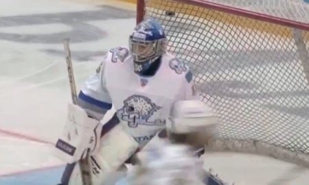 Сейвы Лацо в матче «Адмирал» — «Барыс» 4:2 вошли в ТОП-10 лучших сейвов недели КХЛ