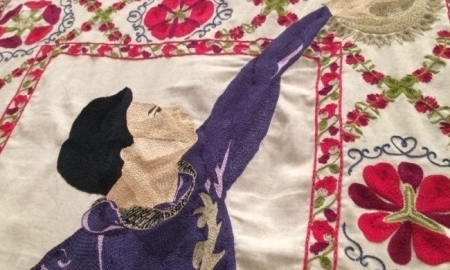 Японская поклонница Дениса Тена сшила панно с изображением фигуриста