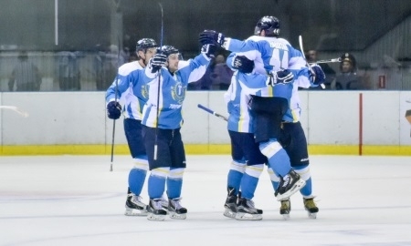 «Торпедо» разгромило «Кристалл» 