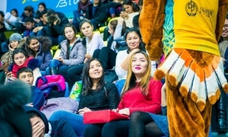 Фото болельщиков с матча Кубка Европы FIBA «Астана» — «Энергия Ровинари» 85:95