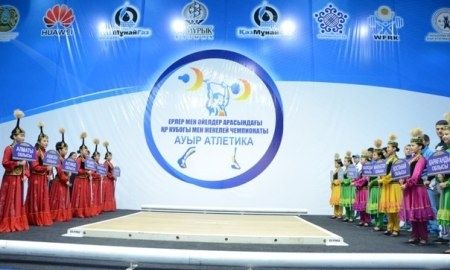 Фоторепортаж с Кубка РК по тяжелой атлетике в Кызылорде