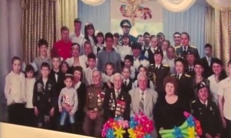 Видео с посещения детского дома футболистами «Шахтера»