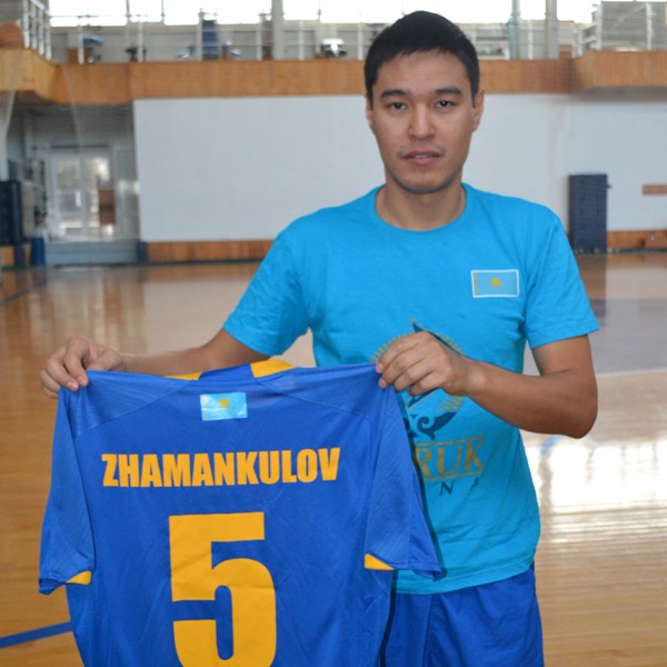 Футболка Серика Жаманкулова нашла своего обладателя