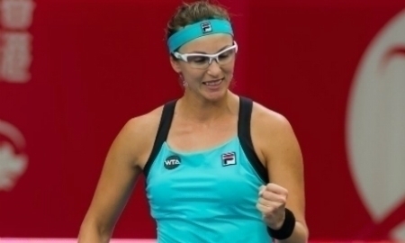 Шведова вышла в полуфинал парного разряда турнира в Сиднее