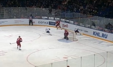 Видеообзор матча КХЛ «Локомотив» — «Барыс» 4:1