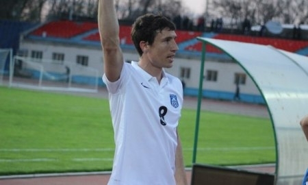 Виталий Евстигнеев вернулся в «Тараз»