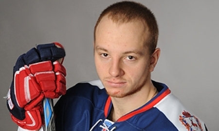 Юрий Сергиенко отметился заброшенной шайбой и передачей в матче со «Спартаком»