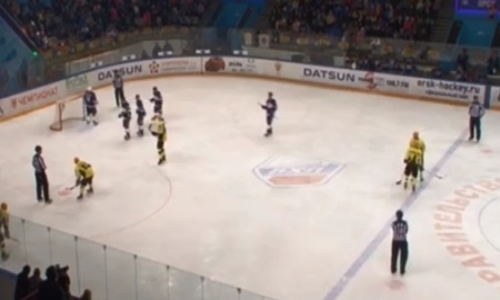 Видео матча ВХЛ «Южный Урал» — «Сарыарка» 1:0