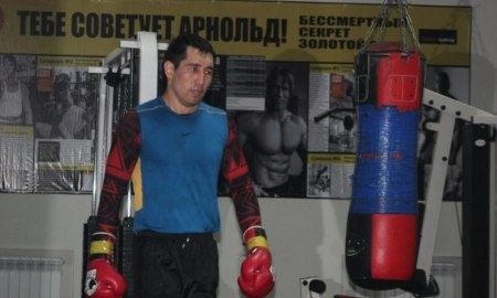 Фоторепортаж с подготовки Ербосынулы к бою с Антиповым