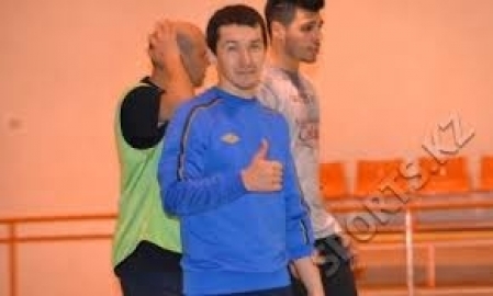 Казахстан ведет у Хорватии после первого тайма