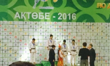 Юные дзюдоисты из ЗКО завоевали две медали на чемпионате Казахстана