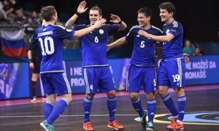 <strong>Казахстан вышел в полуфинал ЕВРО-2016, победив действующего чемпиона</strong>