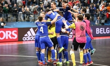 Казахстан с Польшей оспорят право поехать на чемпионат мира