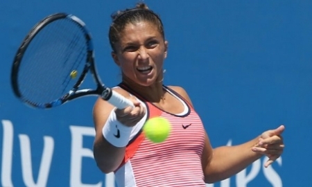 Шведова выиграла у Эррани лишь три гейма на турнире в Дубае