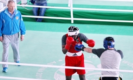 Во Всемирной Академии бокса прошли спарринги сборных Казахстана и Германии 