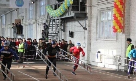 Чемпионат РК по пожарно-спасательному спорту стартовал в Усть-Каменогорске