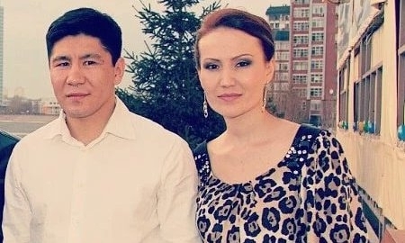 Олимпийский чемпион Бахыт Сарсекбаев пытается отсудить квартиру у жены и детей