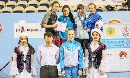 Названы чемпионки Казахстана по боксу
