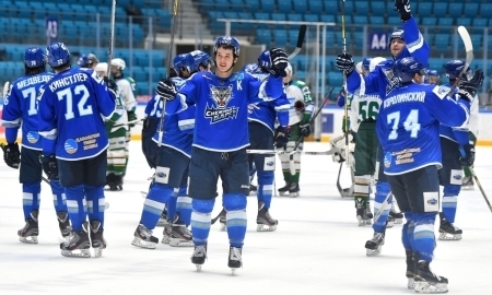 «Снежные Барсы» уверенно вышли в плей-офф МХЛ