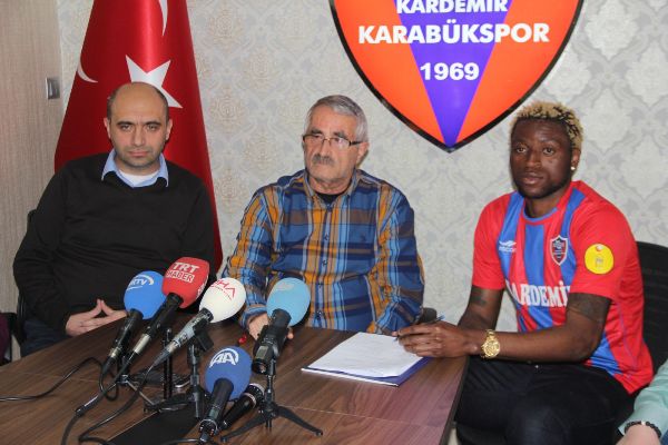 Жуниор Кабананга перешел в «Кардемир Карабюкспор»