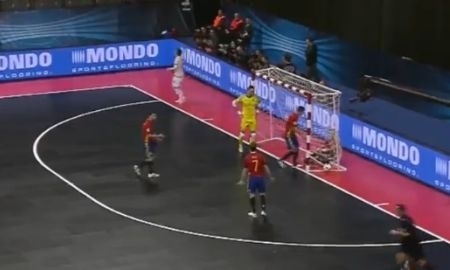 Видео гола Александра Довганя в ворота сборной Испании