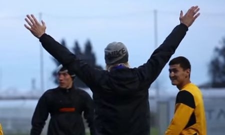 Анатолий Тимощук и Лукаш Тесак соревновались в пробитии угловых